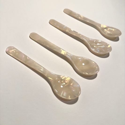 Acrylic Spoon Set in Mother of Pearl color - 4 pieces